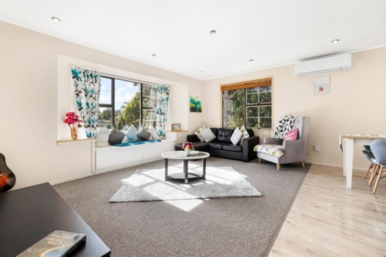 Photo of property in 2 Regatta Road, Torbay, Auckland, 0630