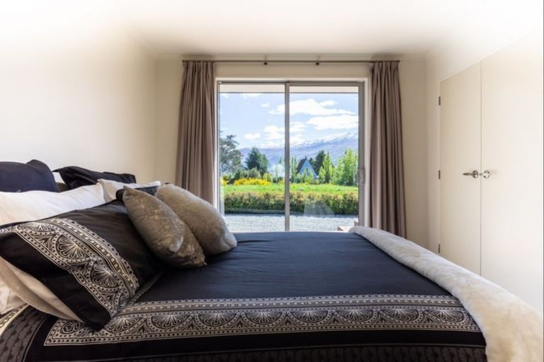 Photo of property in 11 Hector Close, Kingston, Athol, 9793