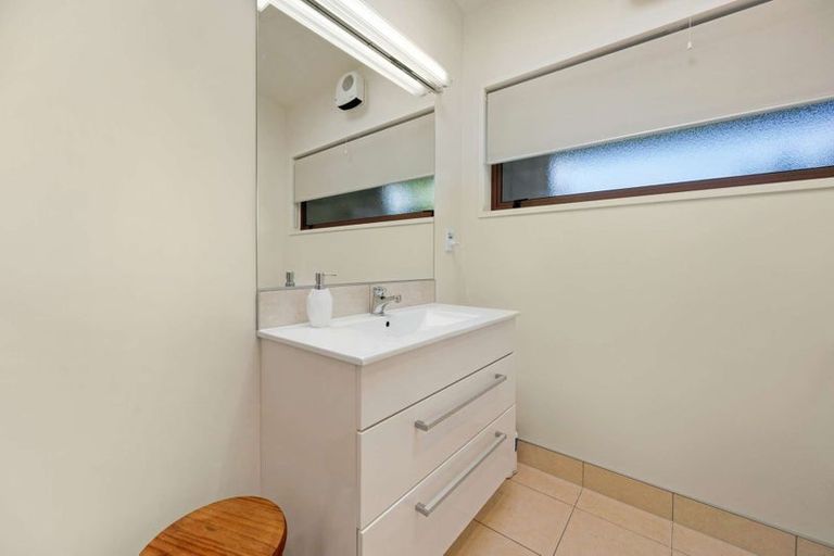 Photo of property in 72 Puketapu Road, Taradale, Napier, 4112