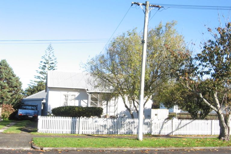 Photo of property in 20 Sturdee Road, Manurewa, Auckland, 2102