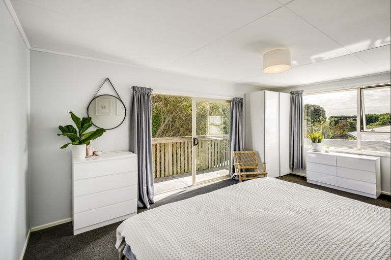 Photo of property in 233 School Road, Clive, 4102