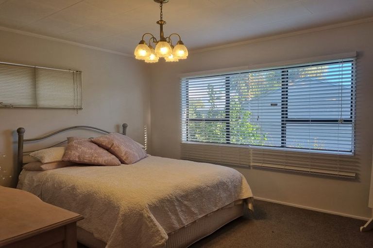 Photo of property in 33b Grey Street, Martinborough, 5711