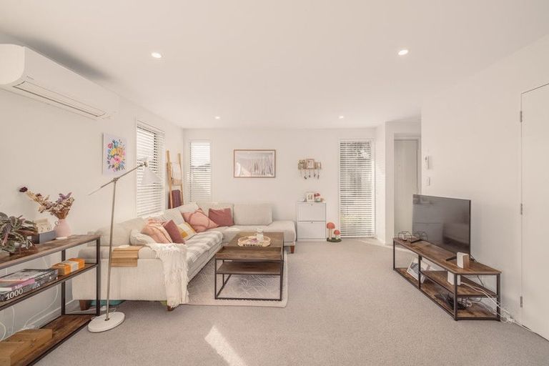 Photo of property in 1/87 Barbour Street, Waltham, Christchurch, 8011