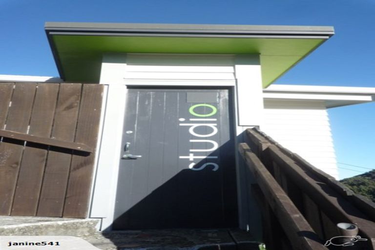 Photo of property in 119 Houghton Bay Road, Houghton Bay, Wellington, 6023