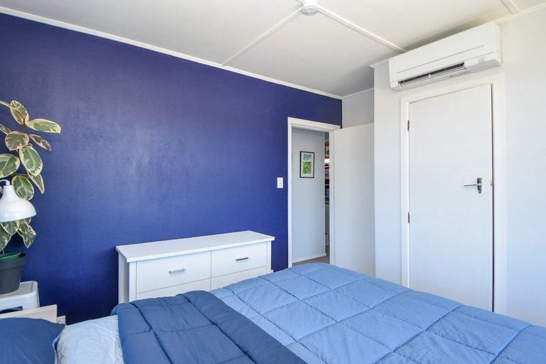 Photo of property in 10 Fairbrother Street, Carterton, 5713