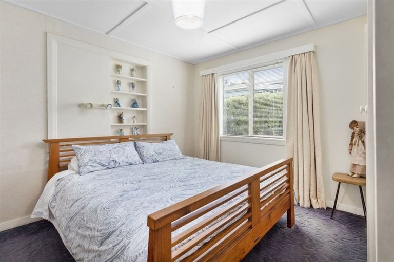 Photo of property in 39 Cluny Road, Plimmerton, Porirua, 5026