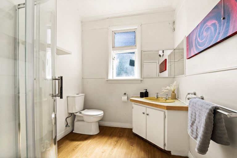 Photo of property in 8a Scotland Terrace, Green Island, Dunedin, 9018