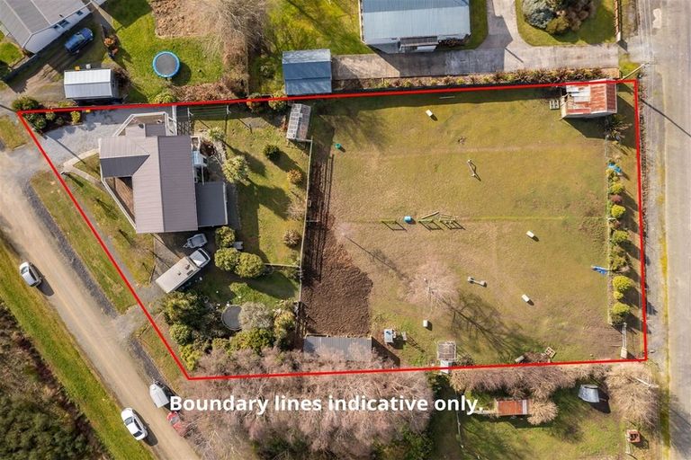 Photo of property in 8 Scott Street, Milton, 9220