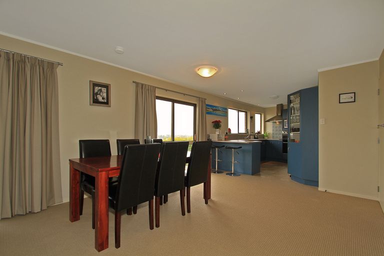 Photo of property in 34 Waikite Road, Welcome Bay, Tauranga, 3112