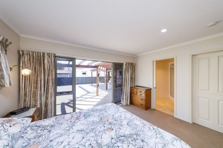 Photo of property in 5 Wilson Street, Bulls, 4818