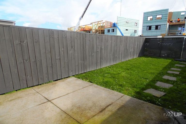 Photo of property in 23 Kanuka Road, Hobsonville, Auckland, 0616