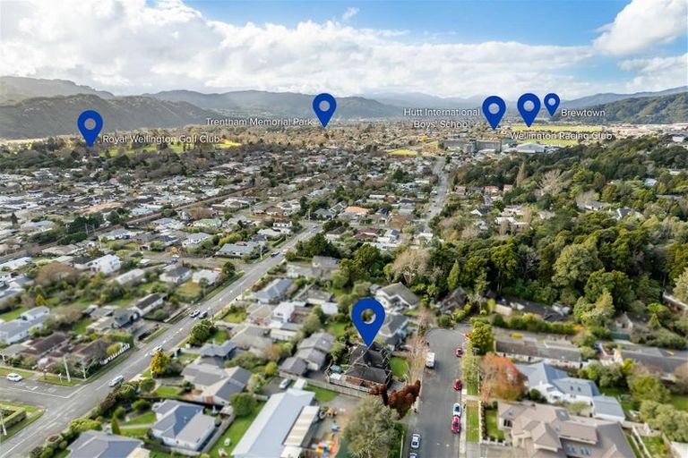 Photo of property in 21 Marlborough Street, Silverstream, Upper Hutt, 5019