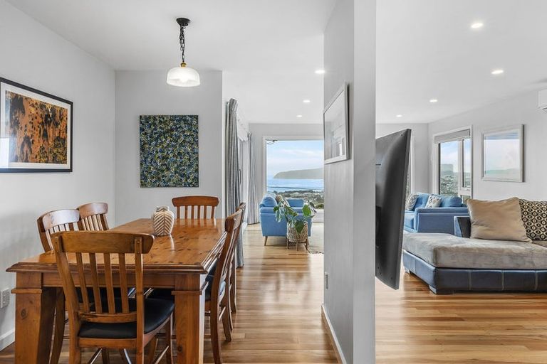 Photo of property in 92 Kahu Road, Paremata, Porirua, 5024