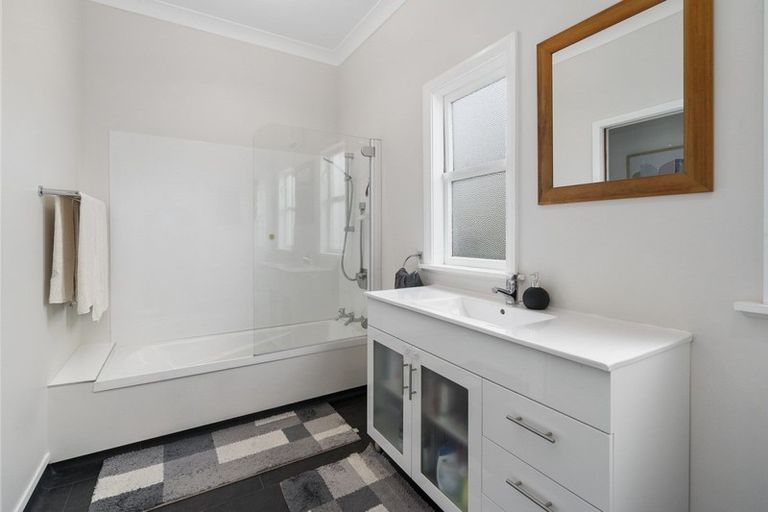 Photo of property in 240 Waughs Road, Bunnythorpe, Feilding, 4775