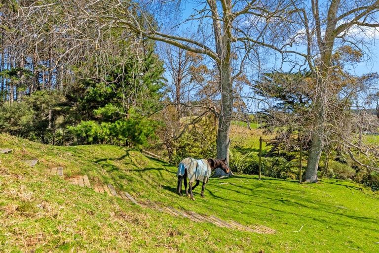 Photo of property in 207 Fletcher Road, Waimauku, 0881