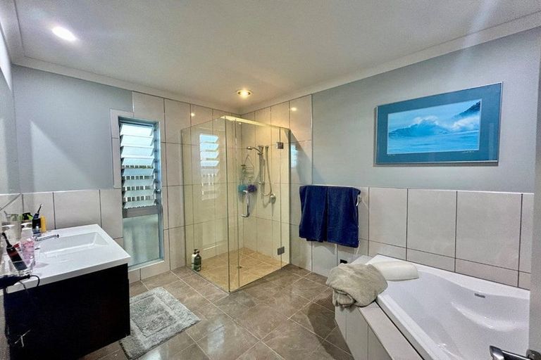 Photo of property in 84 Kent Terrace, Taradale, Napier, 4112