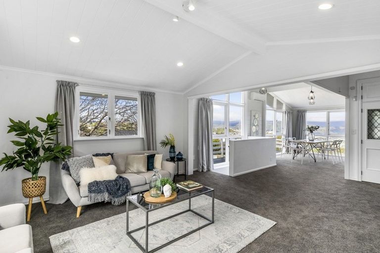 Photo of property in 29 Acacia Avenue, Maungaraki, Lower Hutt, 5010