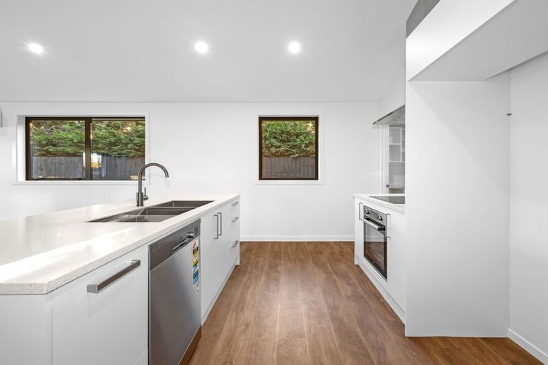 Photo of property in 2 Kahurangi Road, Halswell, 8025