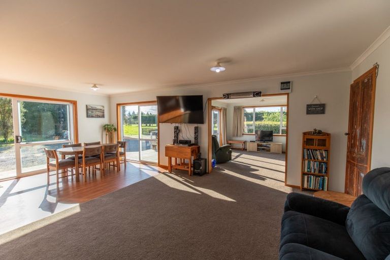 Photo of property in 455 Timaru - Temuka Highway, Levels, Timaru, 7973