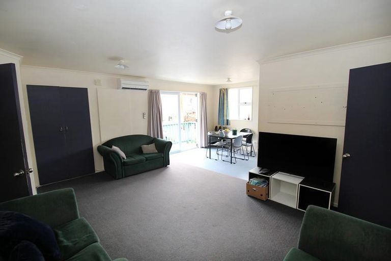 Photo of property in 880b George Street, North Dunedin, Dunedin, 9016