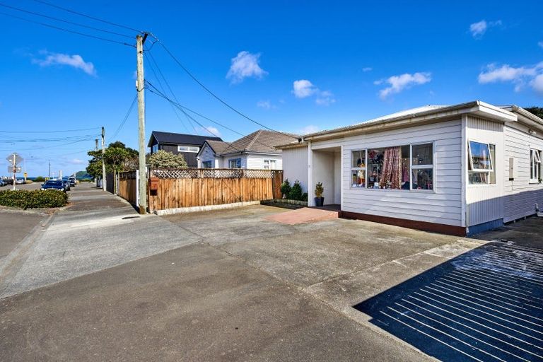 Photo of property in 17 Tory Street, Petone, Lower Hutt, 5012