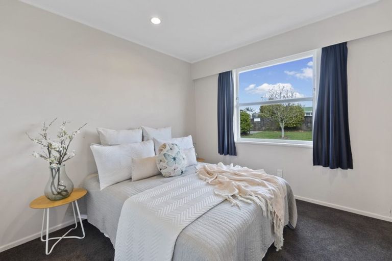 Photo of property in 45 English Street, St Andrews, Hamilton, 3200
