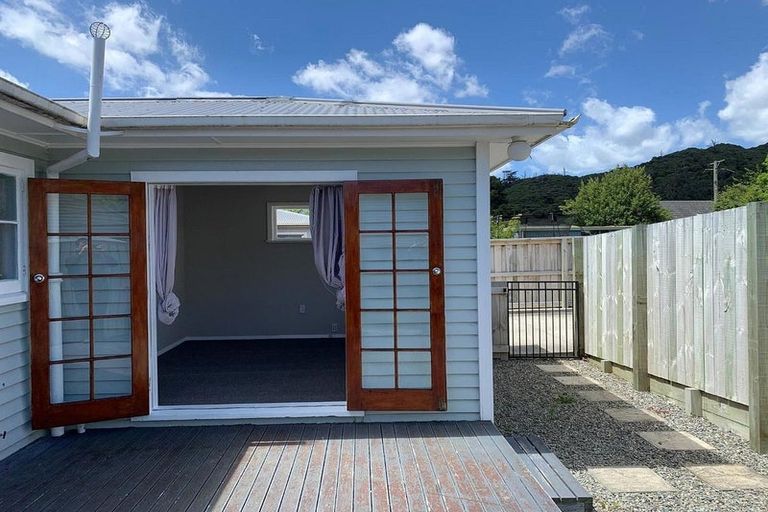 Photo of property in 1/173 Wainuiomata Road, Wainuiomata, Lower Hutt, 5014