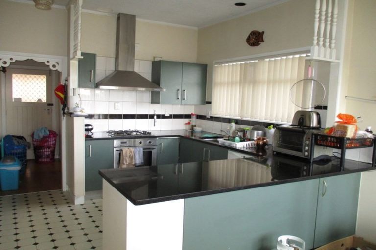 Photo of property in 104 Kenderdine Road, Papatoetoe, Auckland, 2025