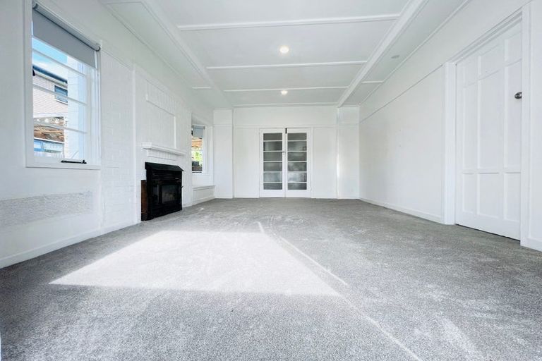 Photo of property in 279 Massey Road, Mangere East, Auckland, 2024