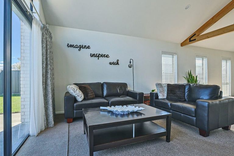 Photo of property in 14 Manapouri Street, Poraiti, Napier, 4112