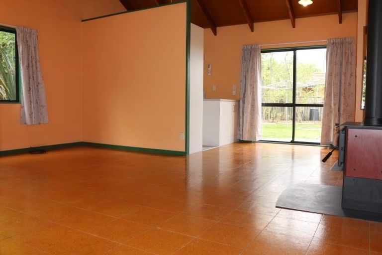 Photo of property in 64 Summerhill Drive, Fitzherbert, Palmerston North, 4410