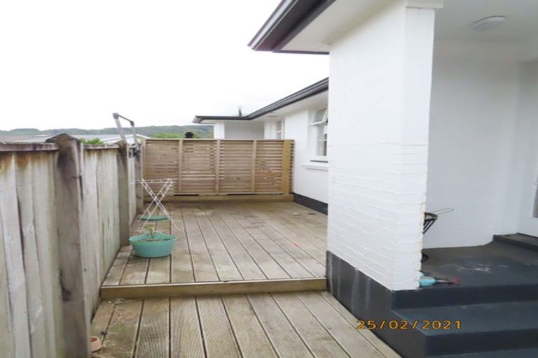Photo of property in 2/1003 Fergusson Drive, Ebdentown, Upper Hutt, 5018