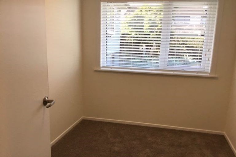 Photo of property in 2/17 Tristram Avenue, Forrest Hill, Auckland, 0620