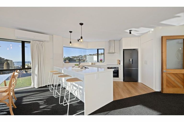 Photo of property in 72 Cannon Hill Crescent, Mount Pleasant, Christchurch, 8081