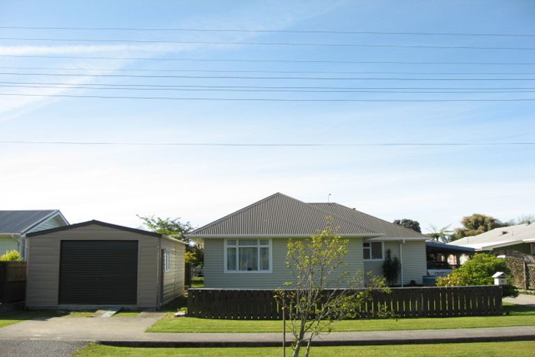 Photo of property in 27 Bentham Street, Westport, 7825