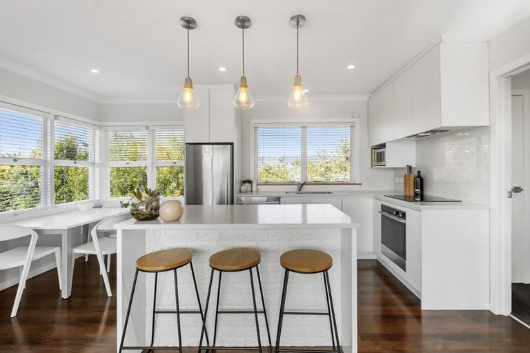 Photo of property in 3/7 Onepoto Road, Hauraki, Auckland, 0622