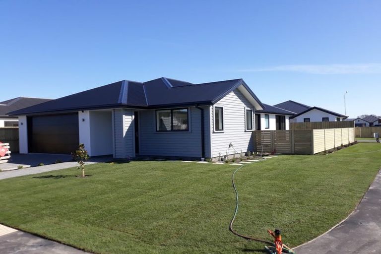 Photo of property in 27 Perendale Street, Belfast, Christchurch, 8051