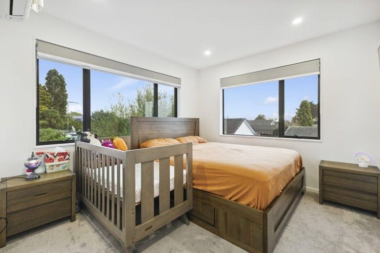 Photo of property in 43f Beach Road, Pahurehure, 2113