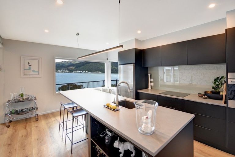 Photo of property in 68 Doon Street, Vauxhall, Dunedin, 9013