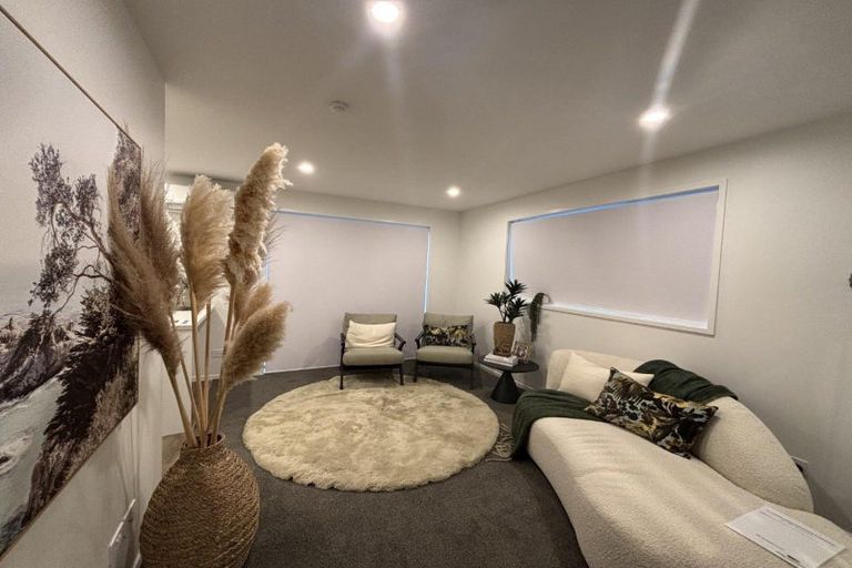Photo of property in 1b Towai Street, Inglewood, 4330
