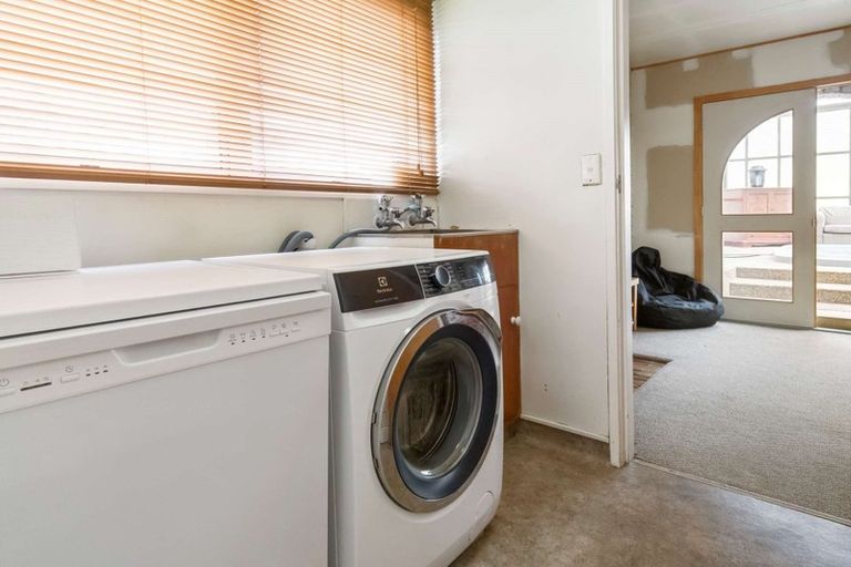 Photo of property in 63c Lake Road, Ohinemutu, Rotorua, 3010