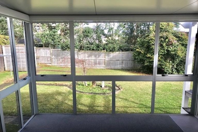 Photo of property in 3/5 Dodson Avenue, Milford, Auckland, 0620