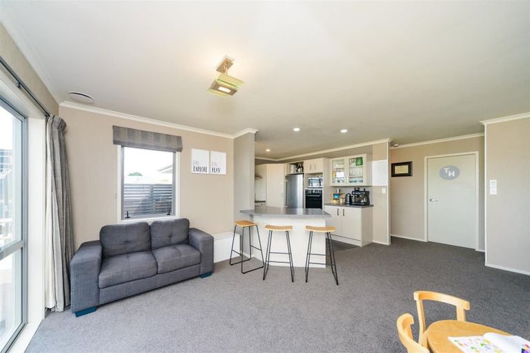 Photo of property in 32a Phillips Street, Sanson, 4817