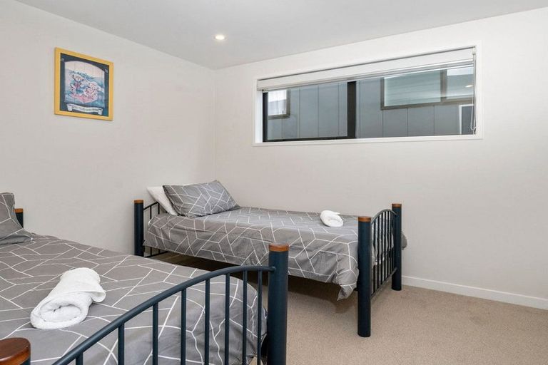 Photo of property in 10 Kea Road, Silverdale, 0932