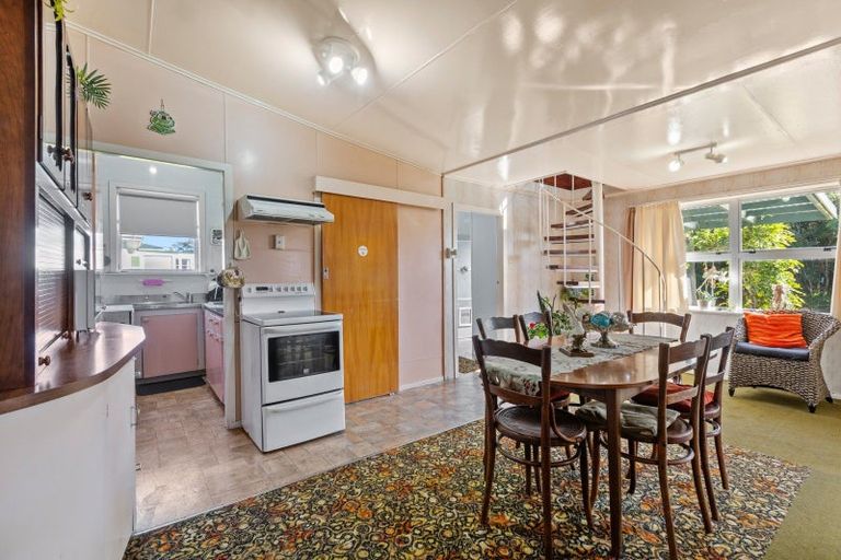 Photo of property in 26 Seyton Street, Stratford, 4332