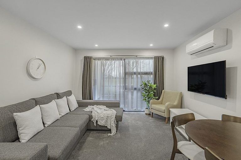 Photo of property in 6/28 Fitzherbert Road, Wainuiomata, Lower Hutt, 5014