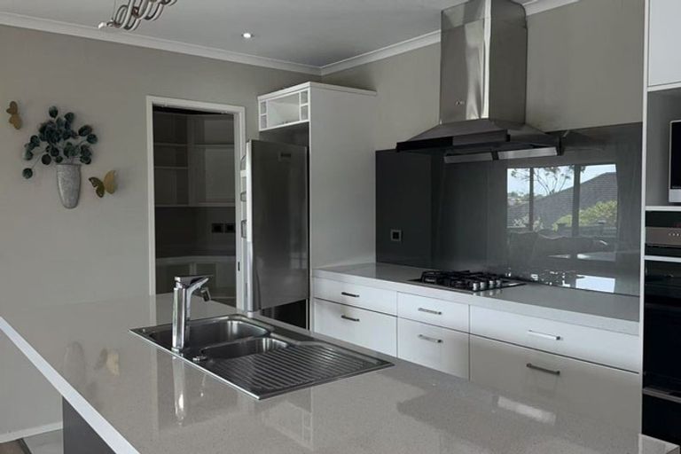 Photo of property in 8 Harris Drive, Silverdale, 0932