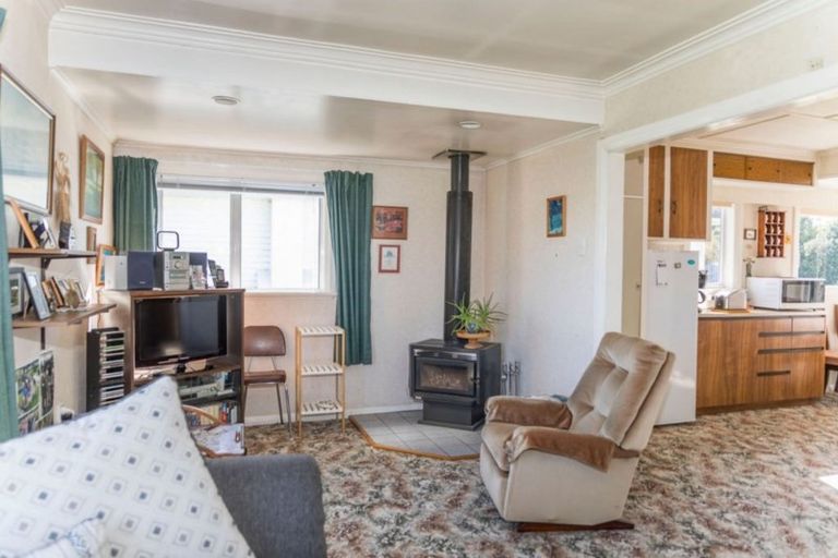 Photo of property in 71 Barraud Street, Dannevirke, 4930