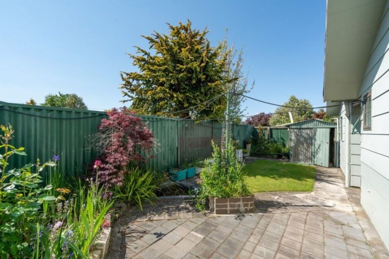 Photo of property in 2/80 Hinemoa Avenue, Taupo, 3330