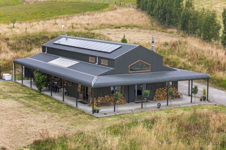 Photo of property in 315b Ashhurst Road, Bunnythorpe, Palmerston North, 4481